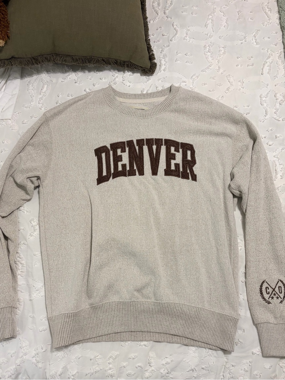 Denver Crewneck Sweater in Light Beige